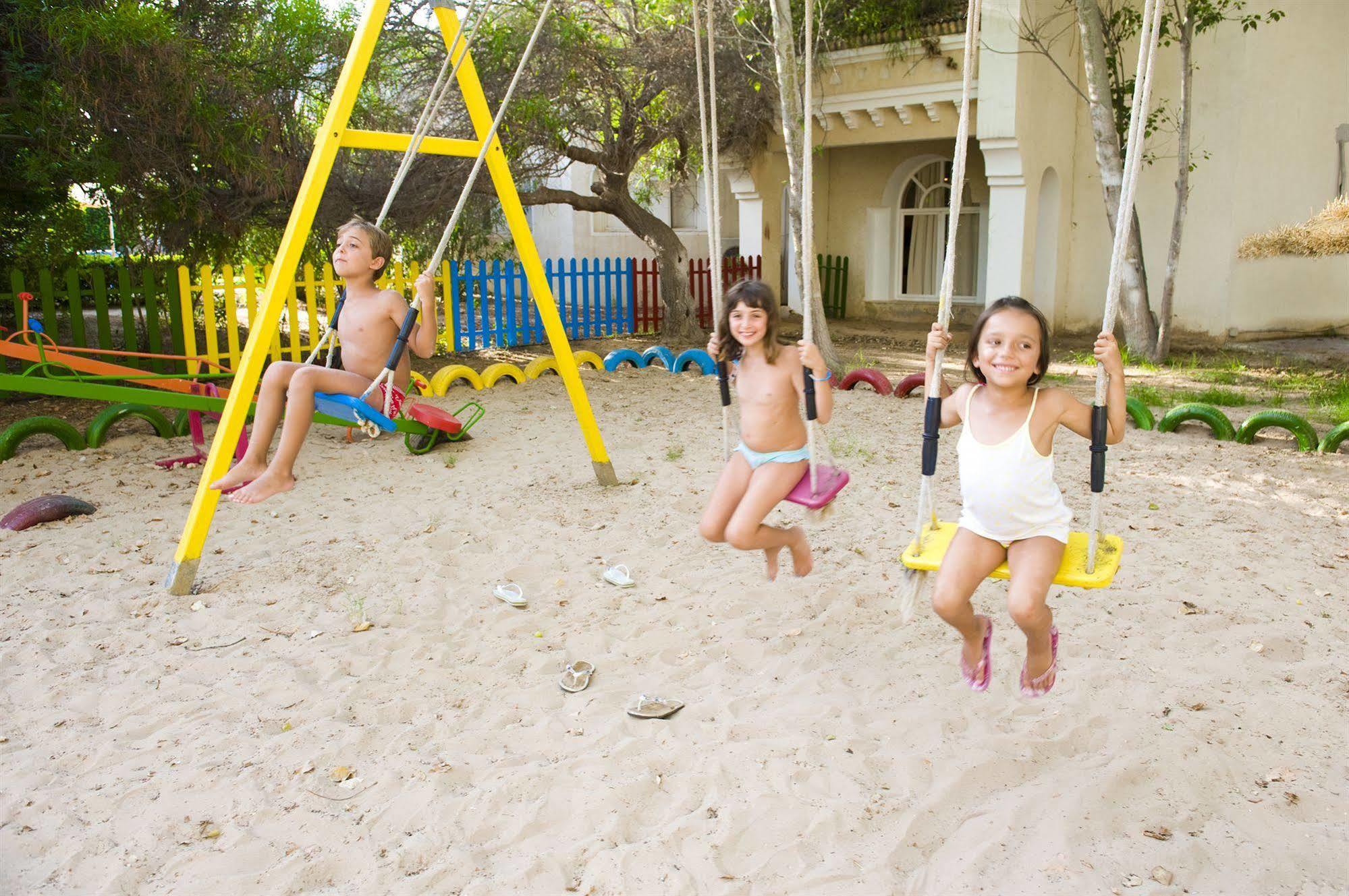 Hotel & Aqua Park